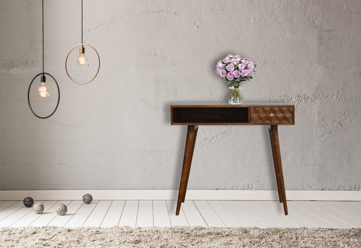 Canada Chestnut Cube Carved Writing Desk Suppliers